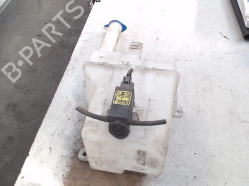 Used Windscreen washer tank KIA RIO I Hatchback (DC) 1.3 (82 hp) 21938532