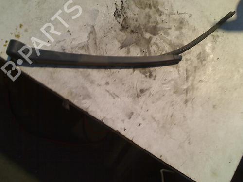 Used Rear windshield wiper arm SKODA OCTAVIA III (5E3, NL3, NR3) 1.2 TSI (86 hp) 21922748