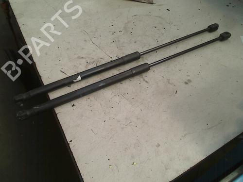 Used Right rear shock absorber DACIA SANDERO 1.2 16V (75 hp) 21923995