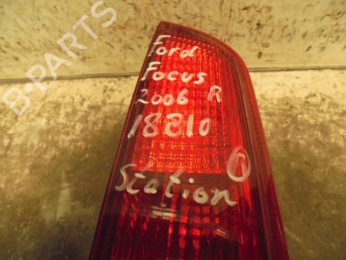 Used Right taillight FORD FOCUS II Turnier (DA_, FFS, DS) 1.6 TDCi (109 hp) 23026267