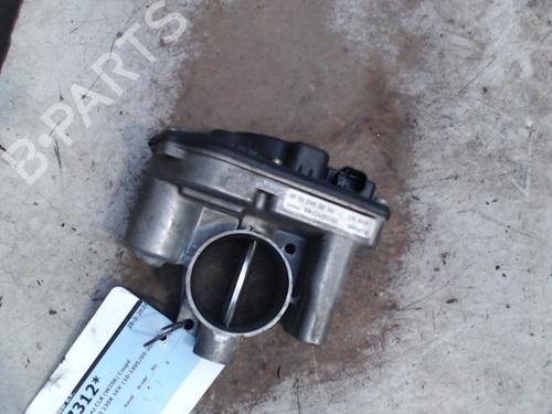 Used Throttle body MERCEDES-BENZ CLK (C208) CLK 230 Kompressor (208.347) (193 hp) 21939540