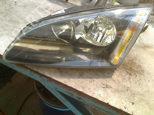 Used Left headlight FORD FOCUS II Turnier (DA_, FFS, DS) 1.6 (100 hp) 21931638