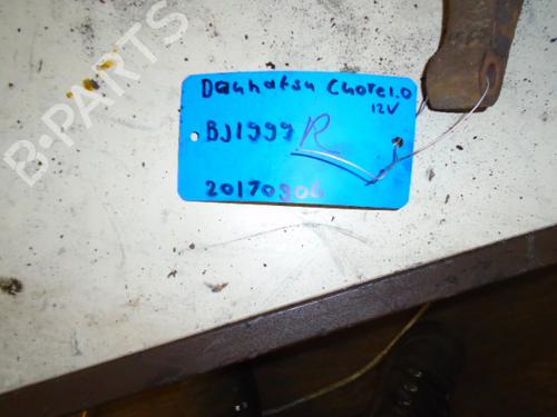 Used Right front steering knuckle DAIHATSU CUORE V (L7_) 1.0 (54 hp) 26896847