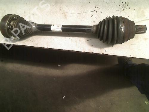 Used Left front driveshaft VW GOLF VI (5K1) 1.4 TSI (160 hp) 21925410