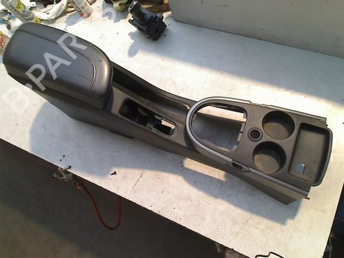 Armlæn SEAT ALTEA (5P1) 1.4 16V (86 hp) 21914686