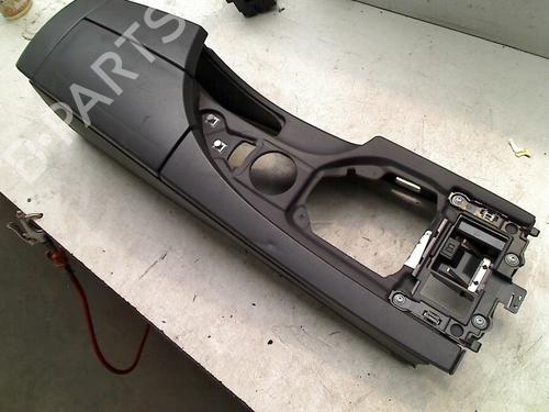 Used Armrest / Center console BMW 5 (E60) 520 d (163 hp) 21914671