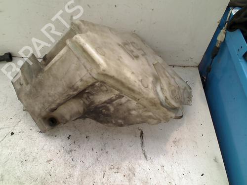 Used Windscreen washer tank BMW 3 (E46) 316 i (105 hp) 21916859