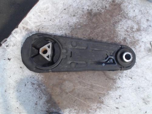 Used Engine mount RENAULT CLIO III Grandtour (KR0/1_) 1.2 16V (KR0P) (101 hp) 21938677