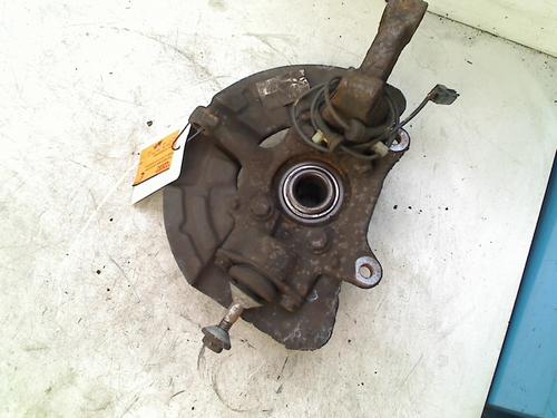 Used Left front steering knuckle VOLVO S80 I (184) 2.4 (170 hp) 21916104