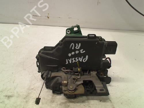 Used Front right lock VW PASSAT B5.5 (3B3) 1.6 (102 hp) 21923880