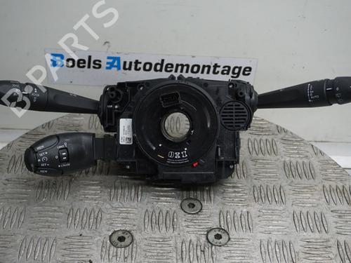 Used Steering column stalk PEUGEOT 3008 II SUV (MC_, MR_, MJ_, M4_) 1.2 THP/ PureTech 130 (MRHNSM, MRHNSU, MRHNSJ, MRHNYW,... (131 hp) 23020544