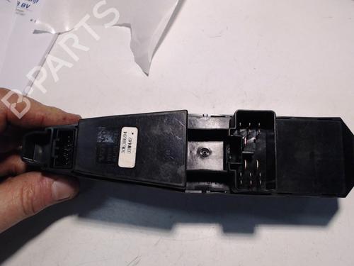 Switch VOLVO V40 Estate (645) 1.6 | BP21942951I30 