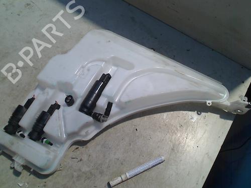 Used Windscreen washer tank BMW 3 Touring (F31) 316 d (116 hp) 21918858