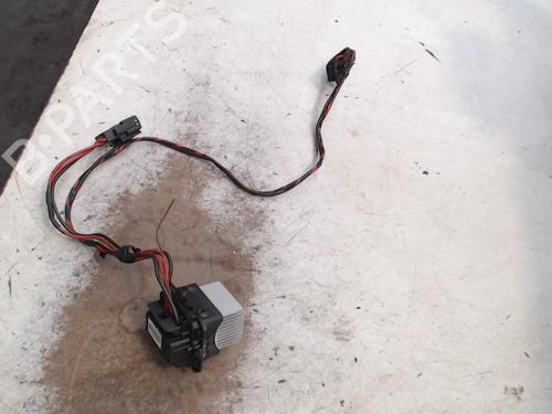 Used Heater resistor RENAULT CLIO III Grandtour (KR0/1_) 1.2 16V (KR0P) (101 hp) 21938568