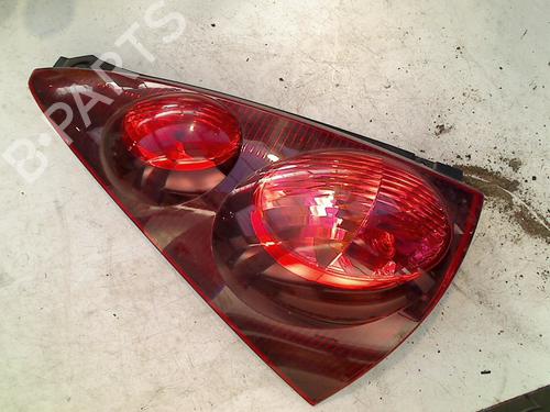 Achterlicht links PEUGEOT 107 (PM_, PN_) 1.0 (68 hp) 21911954
