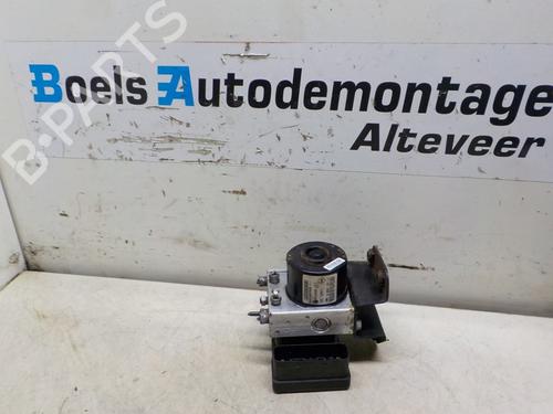 Used ABS pump RENAULT TWINGO II (CN0_) 1.5 dCi 90 (86 hp) 23006868