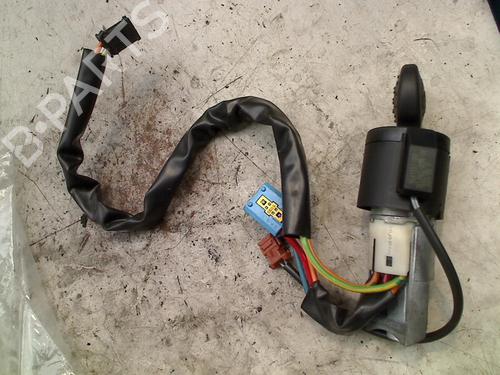 Used Ignition barrel PEUGEOT 206 Hatchback (2A/C) 1.6 HDi 110 (109 hp) 21931228