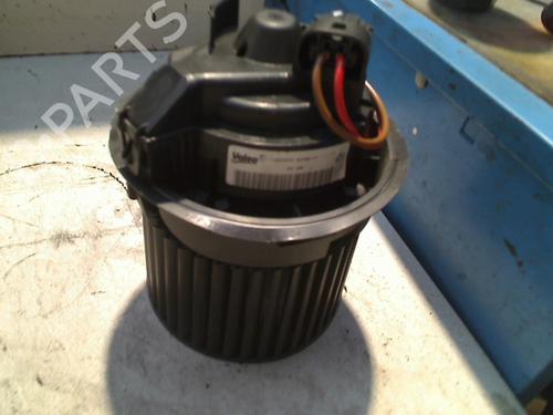 Heater blower motor RENAULT CLIO IV (BH_) 1.2 TCe 120 (BHM0) | BP21922482M62 