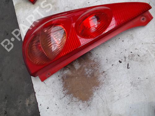 Used Left taillight PEUGEOT 107 (PM_, PN_) 1.0 (68 hp) 21935632