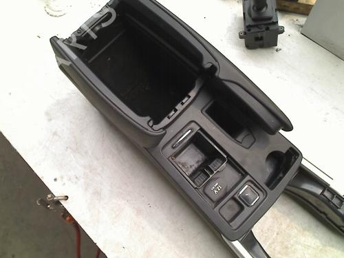 Armrest / Center console MERCEDES-BENZ C-CLASS (W204) C 180 CGI (204.031) | BP21914682I20 