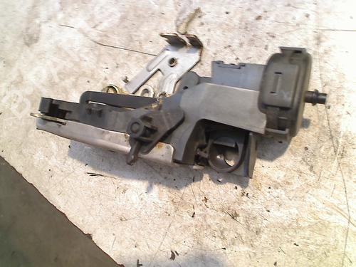 Used Front right lock MERCEDES-BENZ A-CLASS (W168) A 140 (168.031, 168.131) (82 hp) 21927441