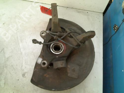Used Right front steering knuckle VOLVO V40 Estate (645) 1.9 DI (102 hp) 21921309