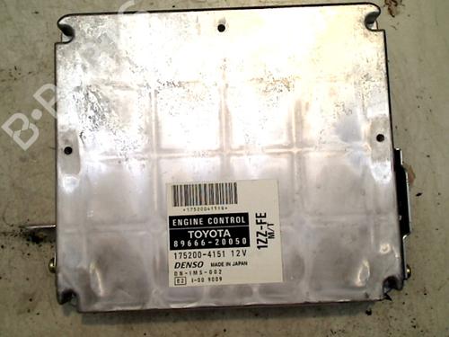 Used Control unit TOYOTA CELICA Coupe (_T23_) 1.8 16V VT-i (ZZT230_, ZZT230) (143 hp) 21915822