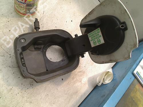 Fuel flap RENAULT CLIO III (BR0/1, CR0/1) 1.2 16V (BR02, BR0J, BR11, CR02, CR0J, CR11) | BP21923396C131