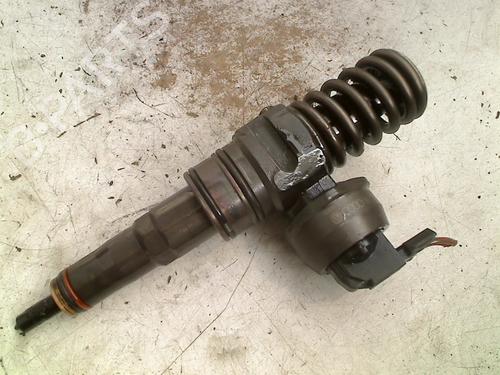 Used Injector VW TOURAN (1T1, 1T2) 1.9 TDI (105 hp) 21931475
