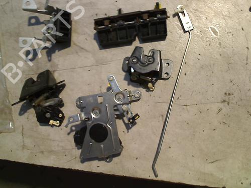Used Tailgate lock HYUNDAI TUCSON (JM) 2.0 (141 hp) 21927562