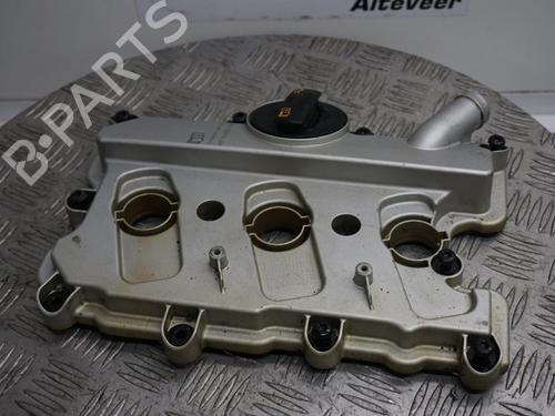 Used Valve cover AUDI A4 B8 Avant (8K5) S4 quattro (333 hp) 23017316