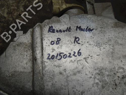 Used Right front fog light RENAULT MASTER II Van (FD) 2.5 dCi (120 hp) 23025852
