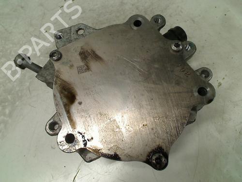 Used Vacuum pump VW GOLF VII (5G1, BQ1, BE1, BE2) 2.0 GTI (230 hp) 21930157