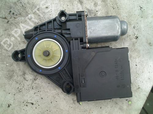 Left front window motor VW GOLF VI (5K1) 1.2 TSI | BP21924311E21 