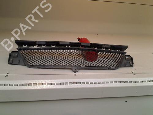 Used Grille MERCEDES-BENZ A-CLASS (W176) A 160 CDI / d (176.011) (90 hp) 21913272