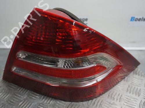 Used Right taillight MERCEDES-BENZ C-CLASS (W203) C 200 Kompressor (203.042) (163 hp) 23019873