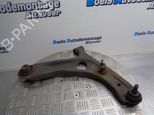 Used Right front suspension arm TOYOTA AYGO (_B1_) 1.0 (KGB10_, KGB10R) (68 hp) 23010598