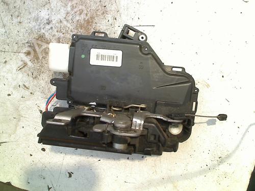 Used Front left lock VW CADDY III Box Body/MPV (2KA, 2KH, 2CA, 2CH) 1.9 TDI (75 hp) 21931393