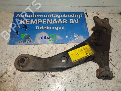 Used Left front suspension arm TOYOTA COROLLA Compact (_E10_) 1.3 XLI (EE101_, EE101R) (75 hp) 21908952