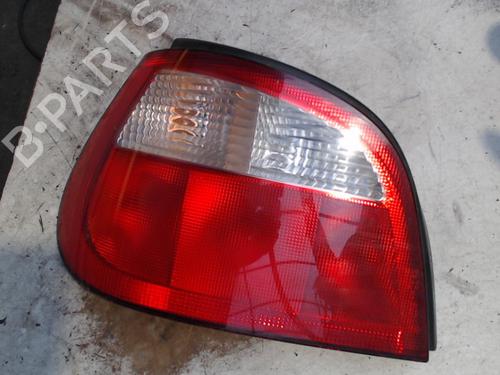 Used Left taillight RENAULT MEGANE I (BA0/1_) 1.6 16V (BA04, BA0B, BA11, BA1J, BA16, BA19, BA1K, BA1V,... (107 hp) 21938287