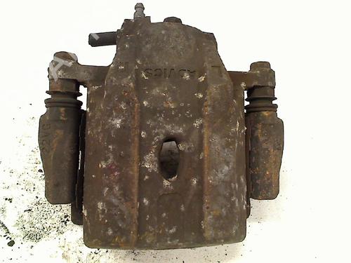 Used Right front brake caliper TOYOTA PRIUS Liftback (_W2_) 1.5 Hybrid (NHW20_, NHW20R) (112 hp) 21920147