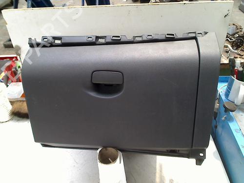 Used Glove box RENAULT SCÉNIC III (JZ0/1_) 1.4 16V (JZ0F, JZ1V) (131 hp) 21922867