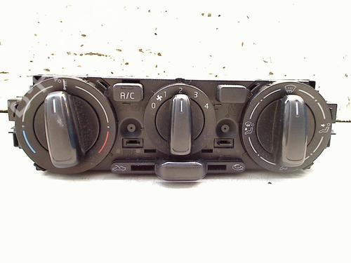 Used Climate control VW UP! (121, 122, BL1, BL2, BL3, 123) 1.0 (60 hp) 21928641