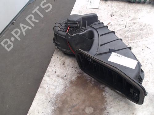 Moteur de chauffage RENAULT CLIO II (BB_, CB_) 1.2 (BB0A, BB0F, BB10, BB1K, BB28, BB2D, BB2H, CB0A,... (58 hp) 21942431