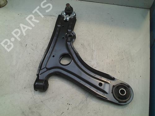 Used Right front suspension arm VW GOLF III (1H1) 1.8 (75 hp) 21919757