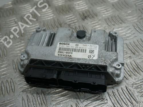 Used Engine control unit (ECU) PEUGEOT 107 (PM_, PN_) 1.0 (68 hp) 23015315