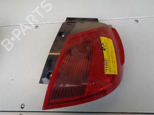 Used Right taillight MITSUBISHI COLT VI (Z3_A, Z2_A) 1.5 DI-D (Z39A) (95 hp) 21908220