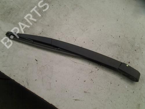 Used Rear windshield wiper arm OPEL SIGNUM Hatchback (Z03) 2.2 DTI (F48) (125 hp) 21924222