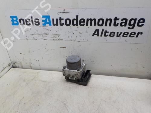 Used ABS pump NISSAN MICRA III (K12) 1.2 16V (80 hp) 23006561