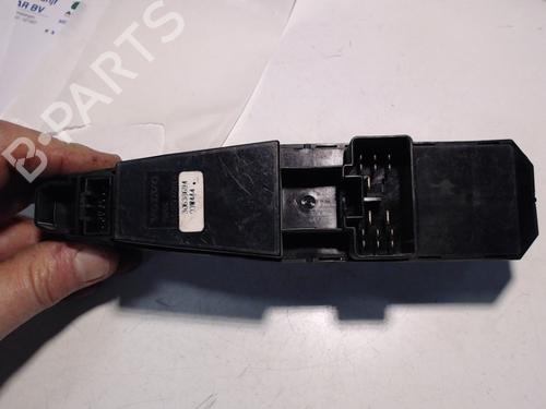 Switch VOLVO V40 Estate (645) 1.6 | BP21942952I30 